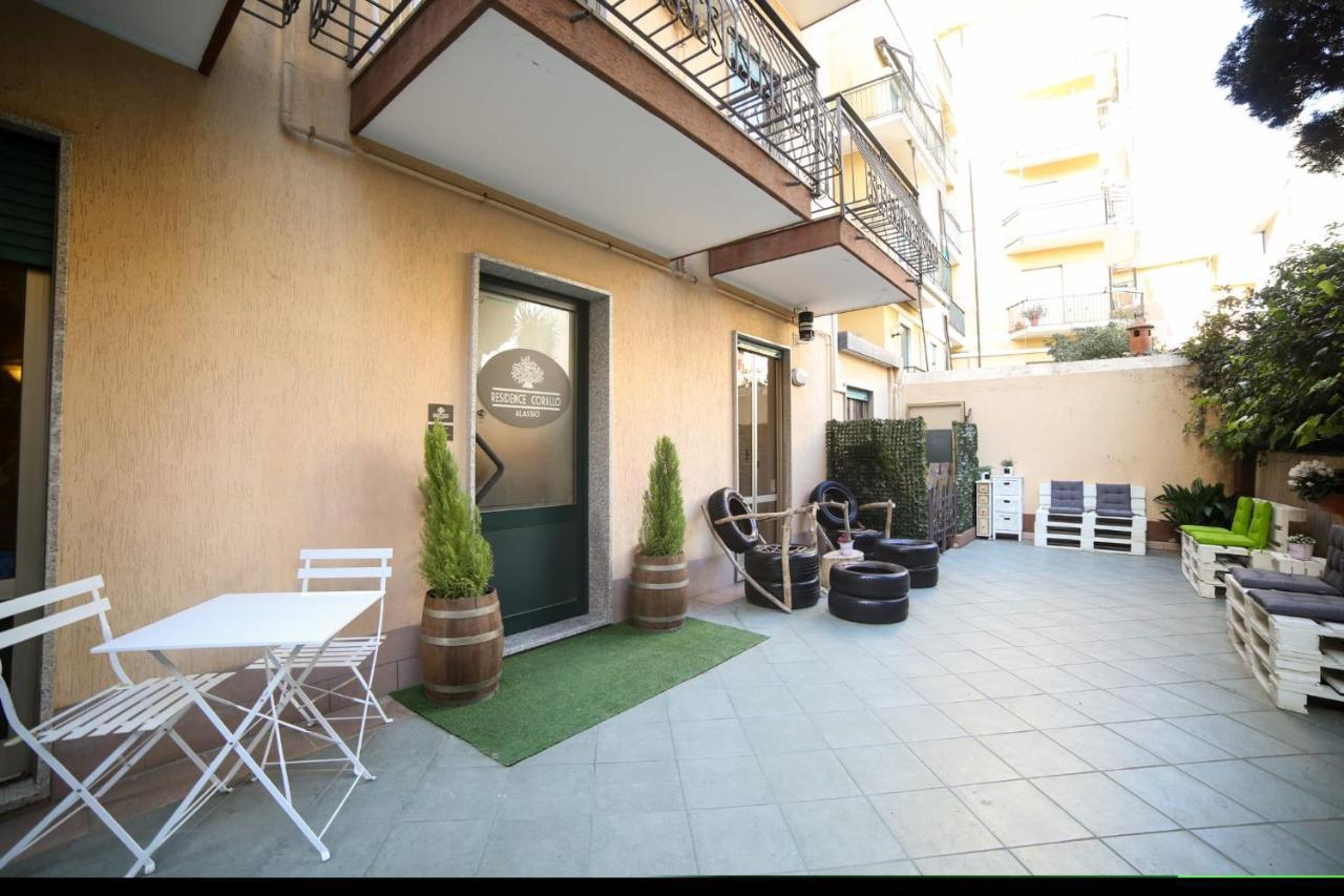 Residence Corallo アラッシオ エクステリア 写真