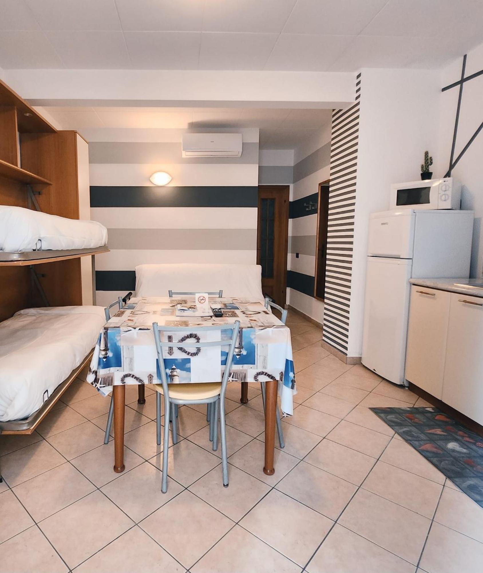 Residence Corallo アラッシオ エクステリア 写真