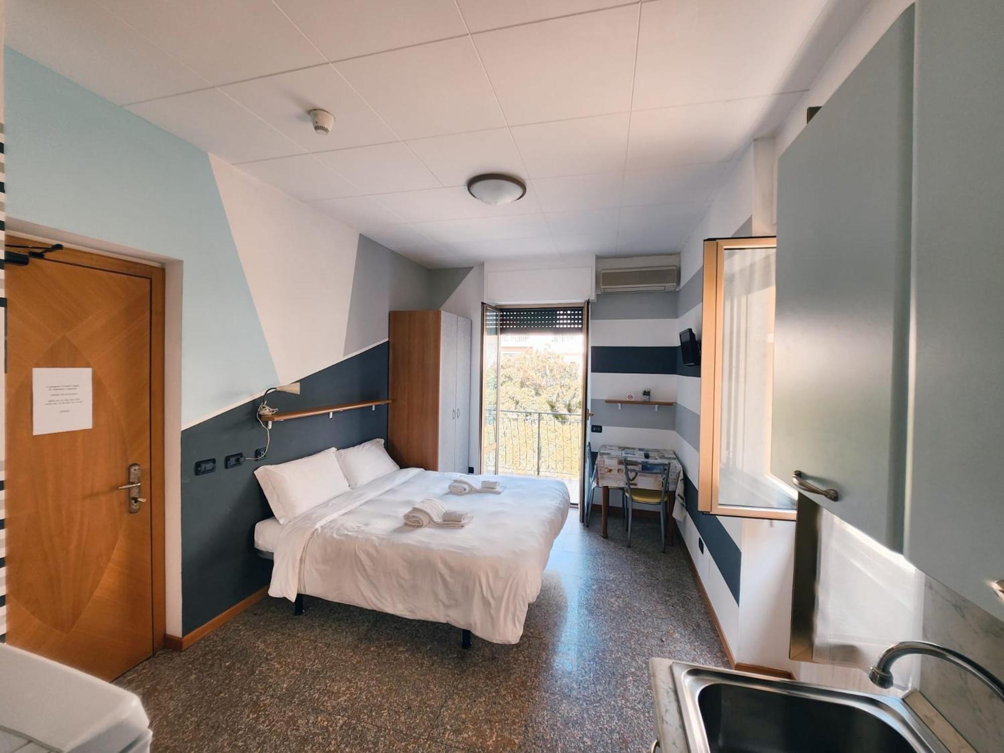 Residence Corallo アラッシオ 部屋 写真